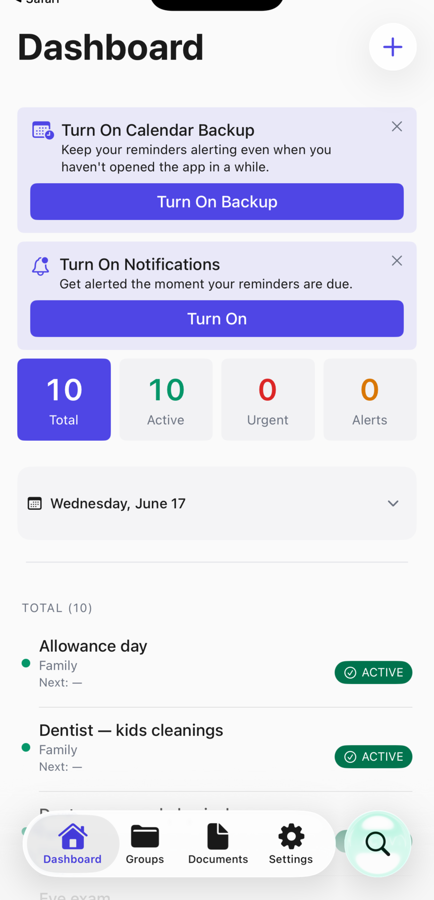 The Everyday Cue dashboard showing status count filters across the top, a calendar card below them, and a list of reminders with status labels.